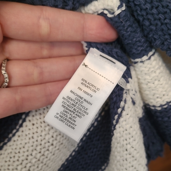 Cable & Gauge Blue and White Striped Sweater - Picture 6 of 6